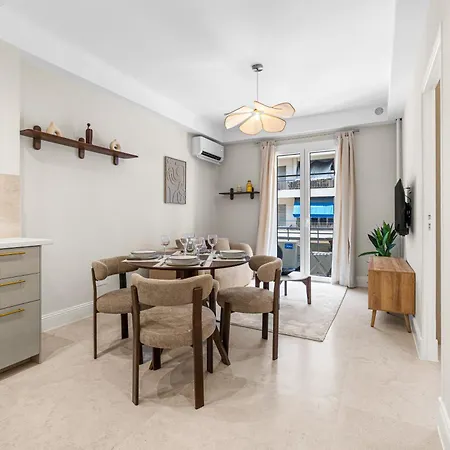 شقة Fully Renovated 2-bedroom *