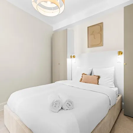 Fully Renovated 2-bedroom