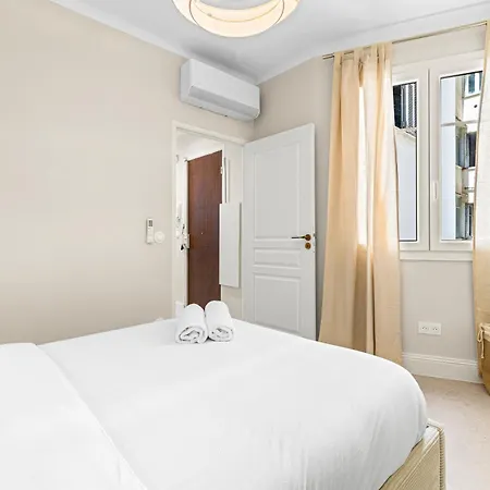 شقة Fully Renovated 2-bedroom *