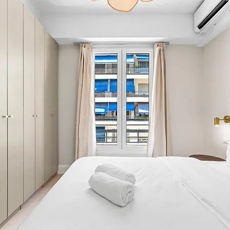Fully Renovated 2-bedroom * نيس