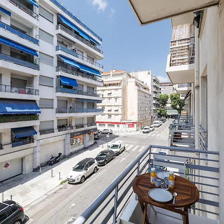 Fully Renovated 2-bedroom شقة نيس